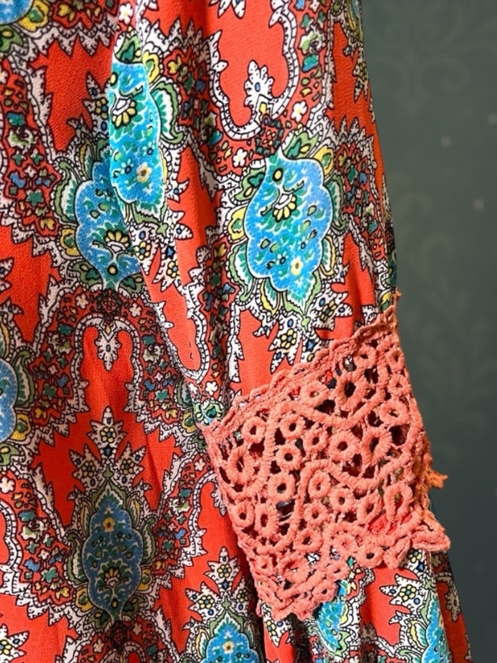 Lady Noiz Coral Paisley Boho Dress Bell Sleeves Crochet Lace Small - Picture 7 of 15